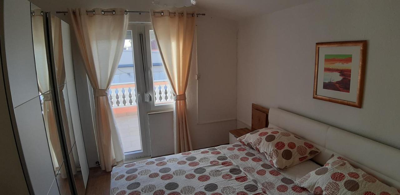 Apartman Jopa Pag Town Exterior foto